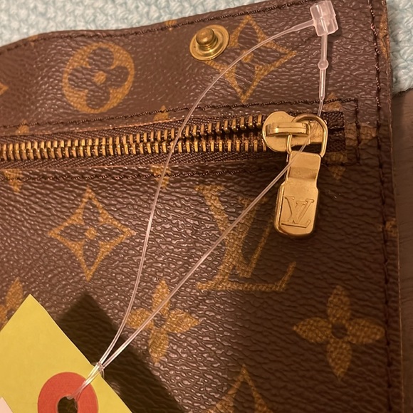 1 hr sale only Authentic insert pouch on Mercari jewelsofava - Picture 7 of 9